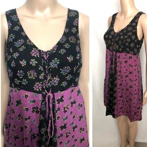 Silk Size 4 Betsey Johnson Floral Sleeveless Dress